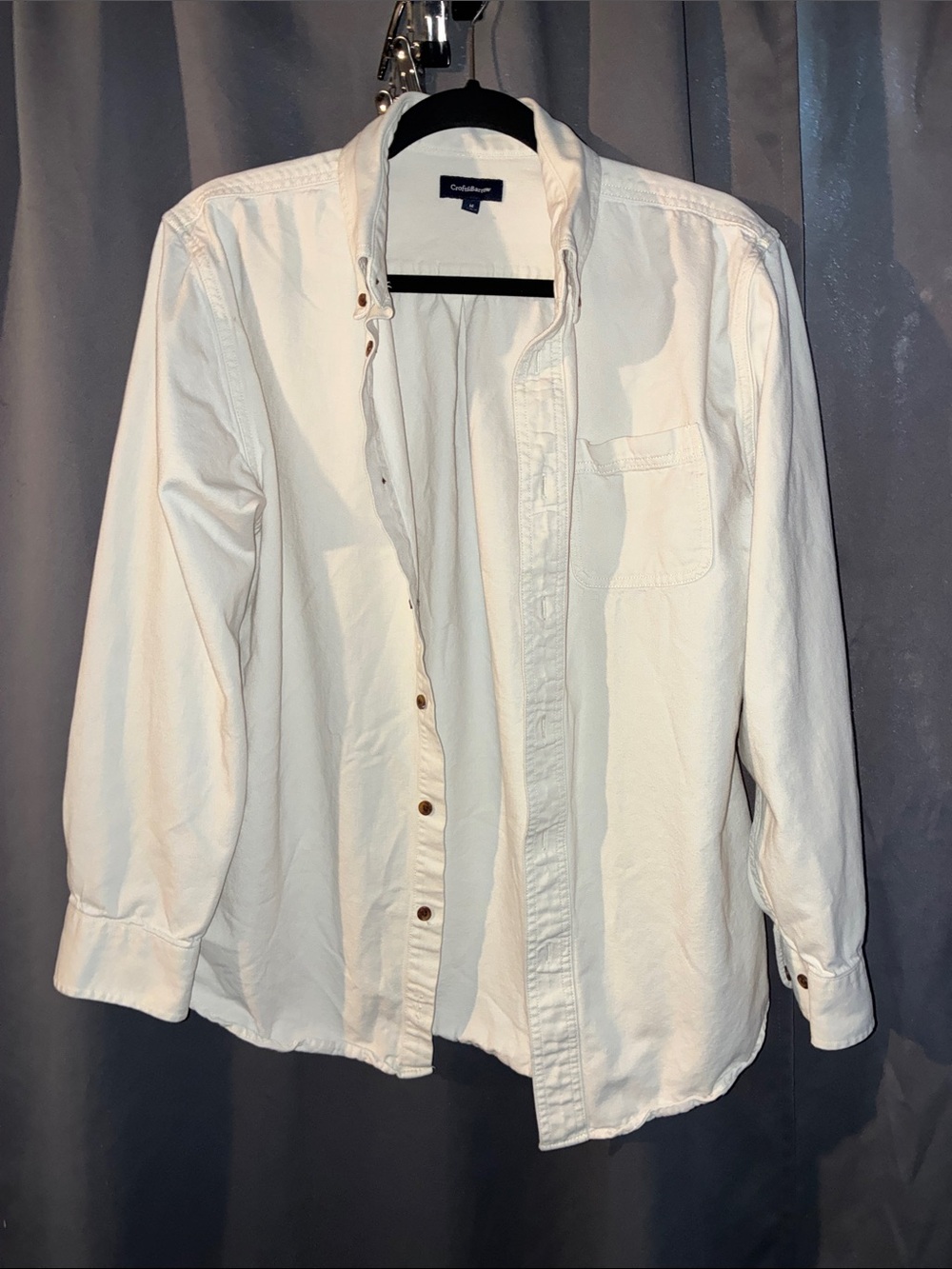 White Long-Sleeve Button-Up Jean jacket